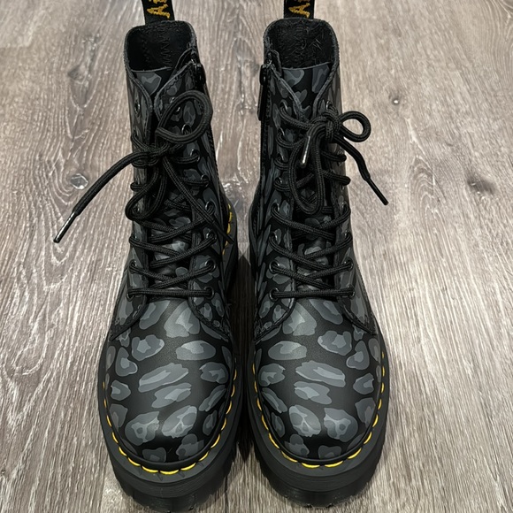 JADON BOOT LEOPARD PRINT PLATFORMS SIZE 6 - Picture 6 of 15